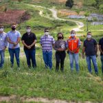 PREFEITO DIOGO CARLOS RECEBE VISITA DA EQUIPE DA AD DIPER PARA VISTORIA DE TERRENO PARA INSTALAÇÃO DE EMPRESA