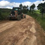 ESTRADA DO SÍTIO CARANGUEIJO CONTINUA RECEBENDO MELHORIAS!